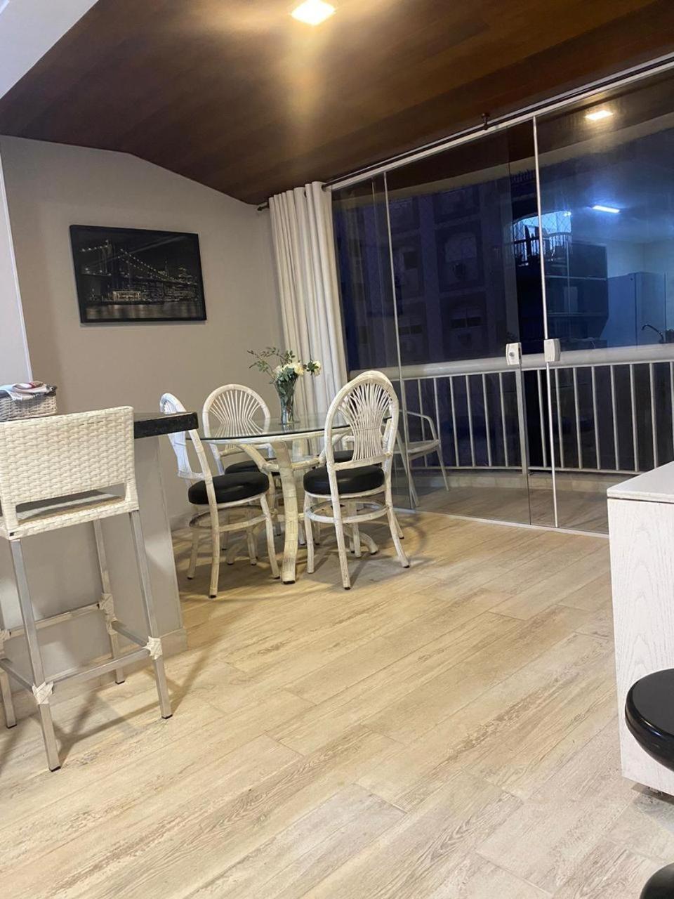Apartamento Гуаружа Екстериор снимка